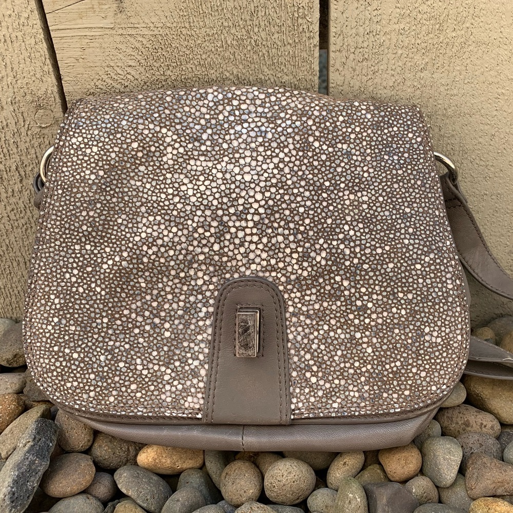 Badgley Mischka Purple Stingray Purse